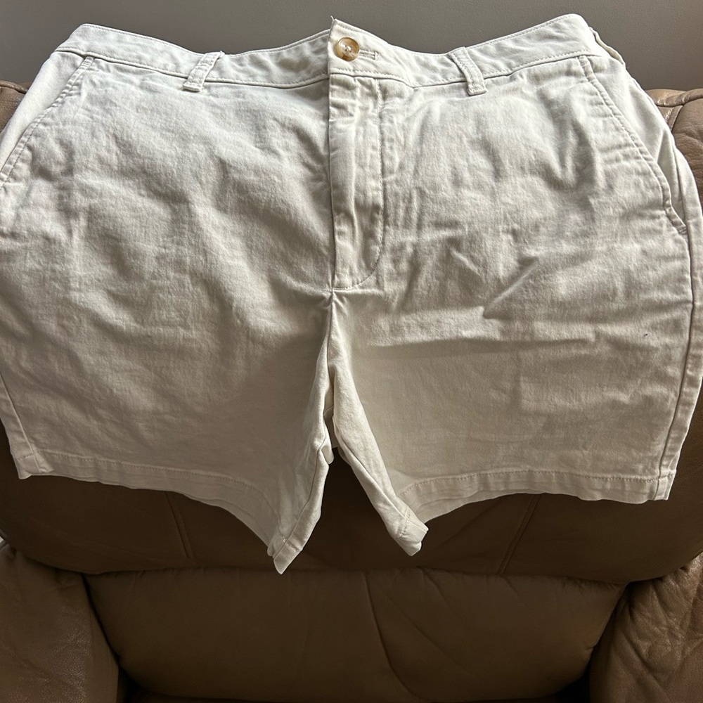 Men’s Khaki shorts